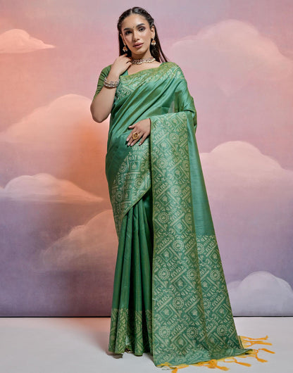 Fern Green Handloom Raw Silk Saree With Weaving Work