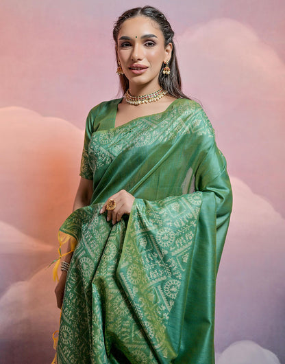 Fern Green Handloom Raw Silk Saree With Weaving Work