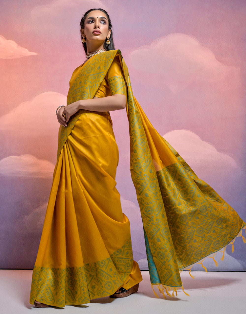 Yellow Handloom Raw Silk Saree With Weaving Work