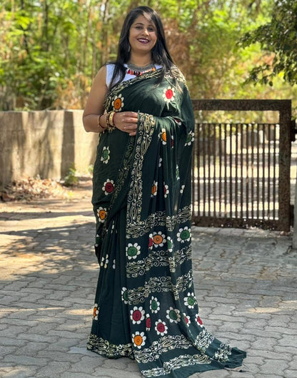 Dark Green Rayon Saree With Printed Work