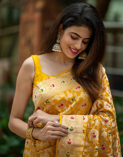 Yellow Banarasi Cotton Saree With Weaving Work