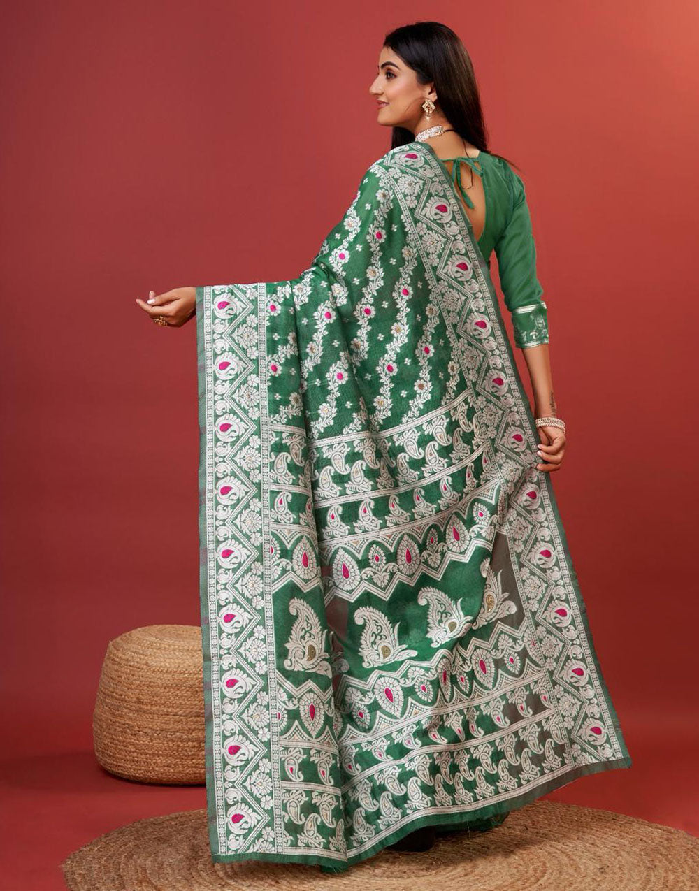 Green Cotton Saree With Zari Weaving Work