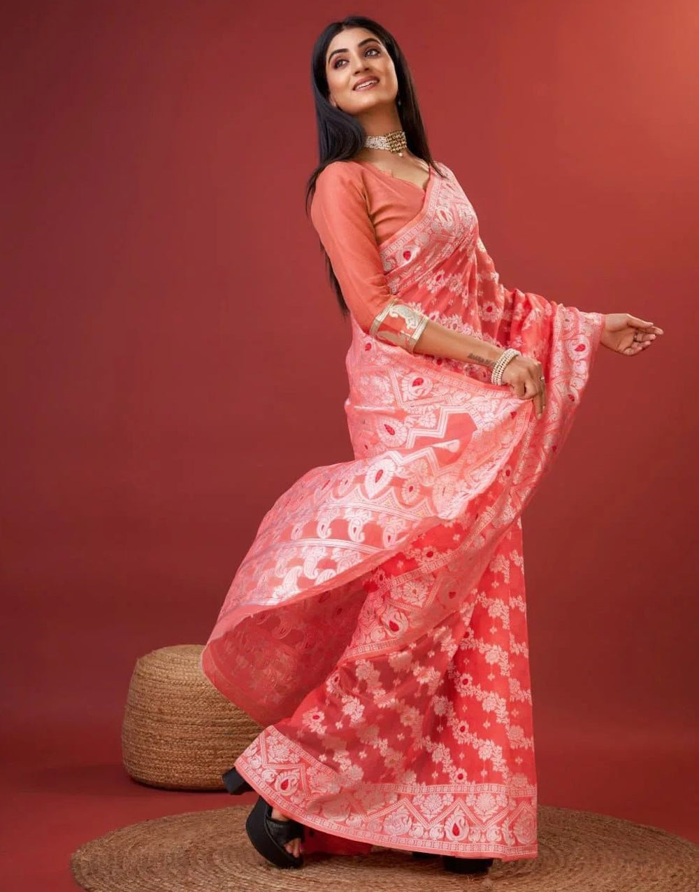 Georgia Peach Cotton Saree With Zari Weaving Work