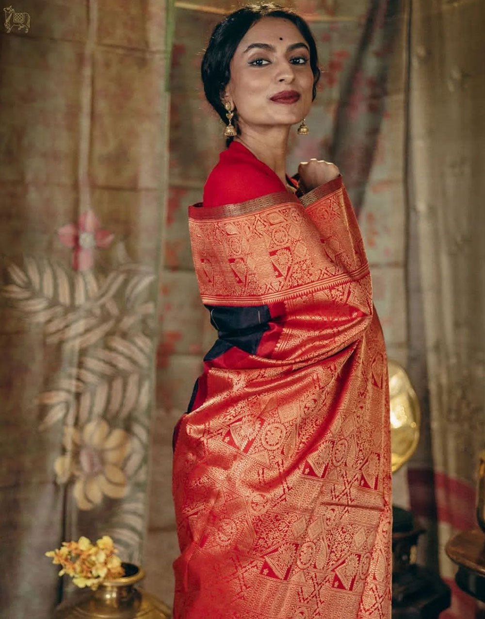 Black & Red Banarasi Silk Saree With Zari Weaving Work