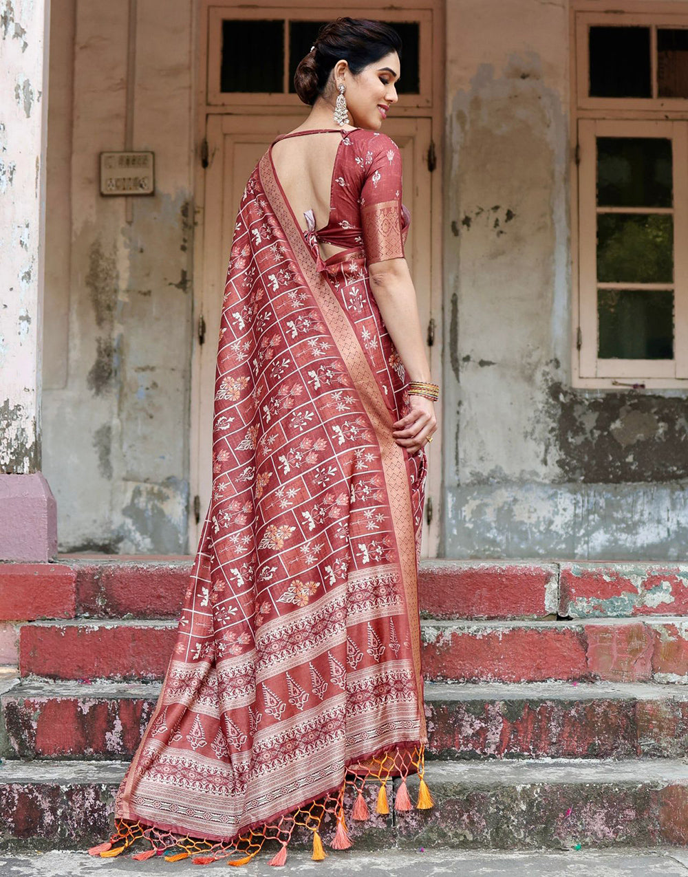 Brick Red Silk Saree With Digital Printed Work