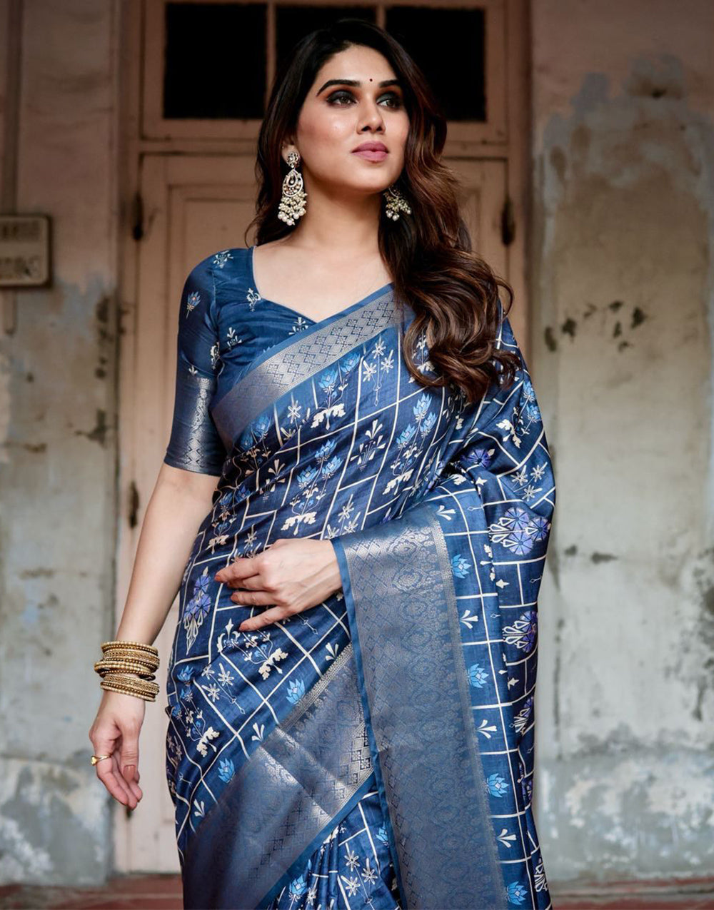 Prussian Blue Silk Saree With Digital Printed Work