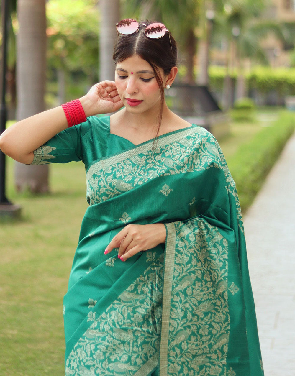 Teal Green Handloom Raw Silk Saree With Weaving Butties Work