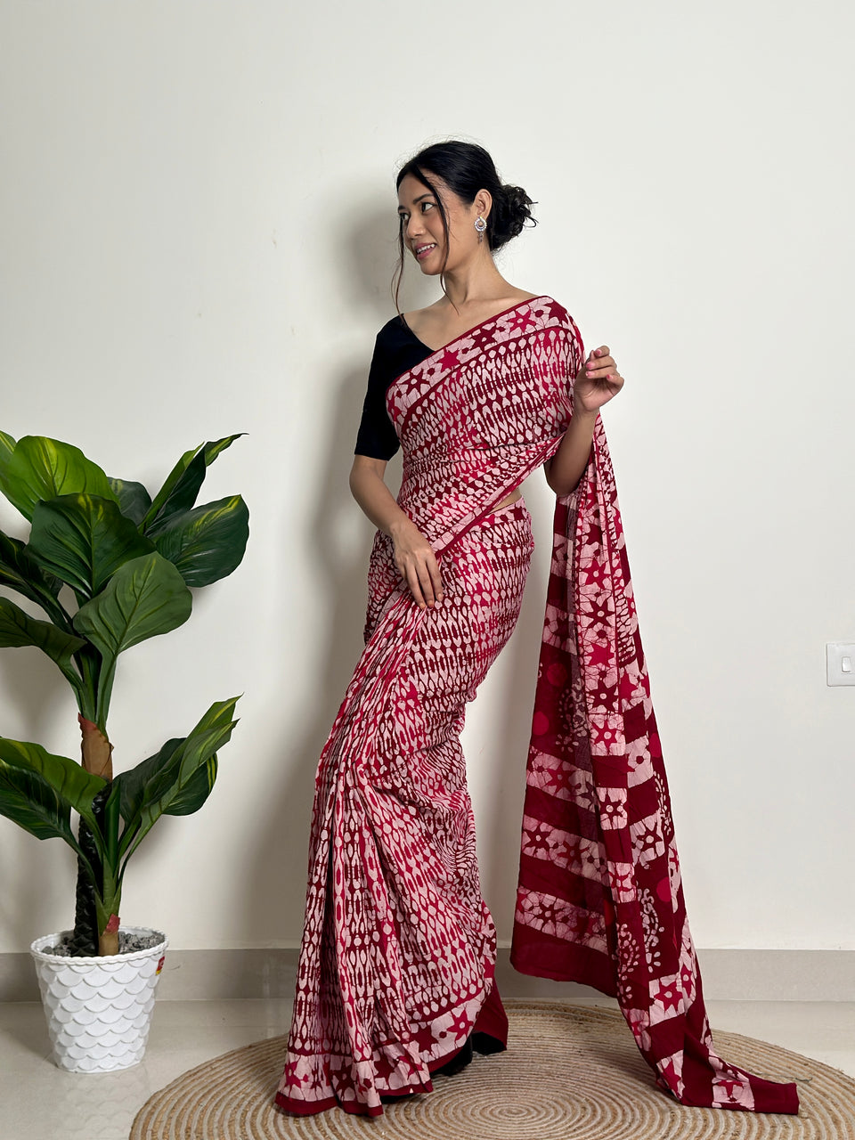 Red Mul Cotton Ready To Wear Saree With Pocket