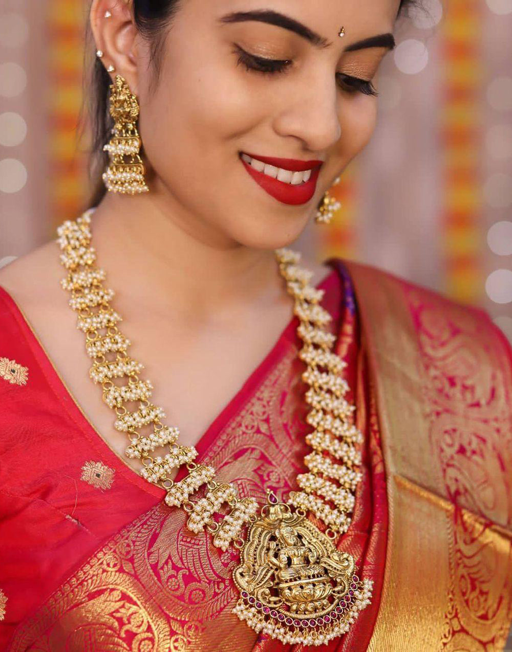 Red Soft Banarasi Silk Saree With Zari Weaving Work