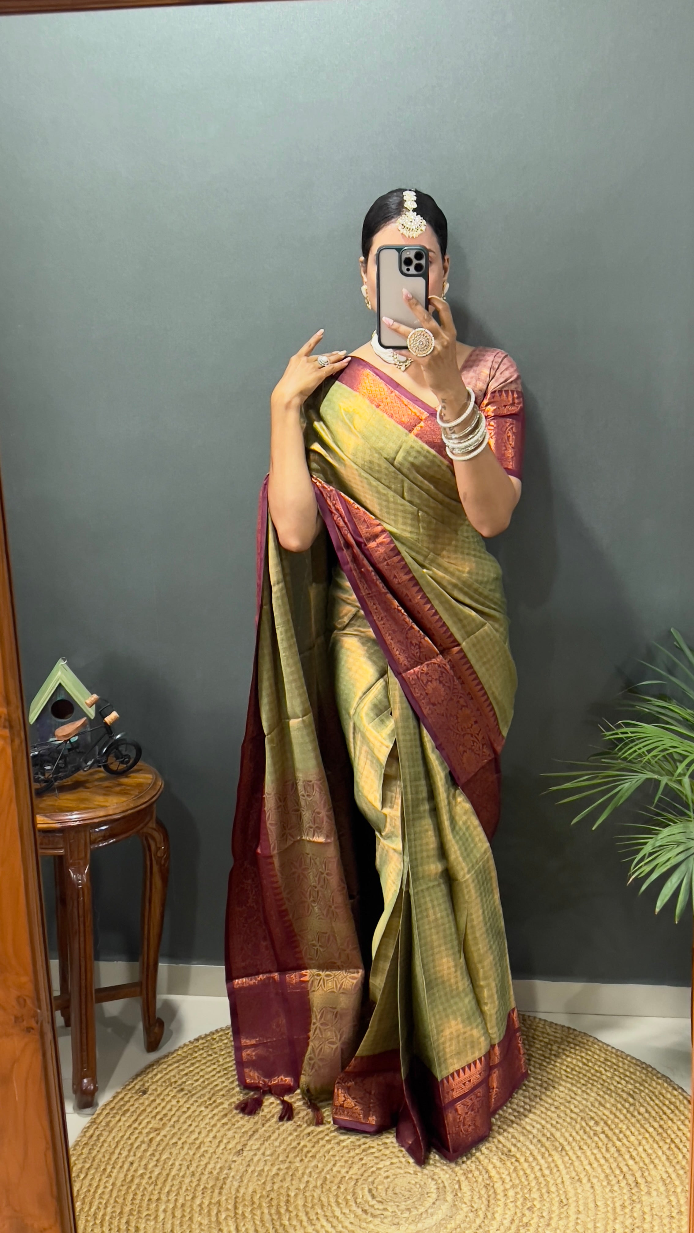 READY TO WEAR SAREE IN JUST 1. MIN