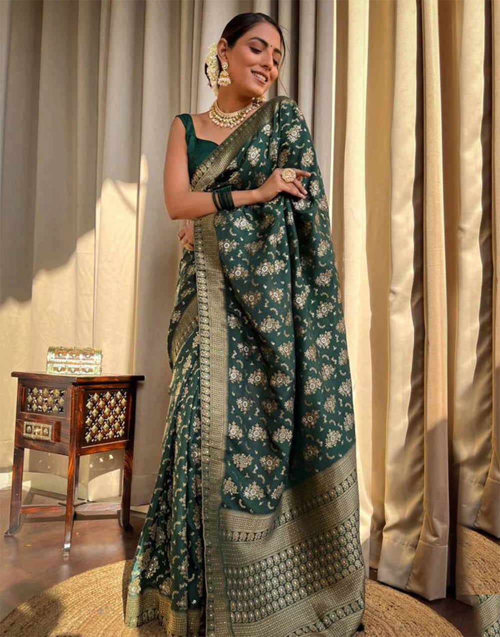 Dark Green Banarasi Silk Saree With Zari Weaving Work