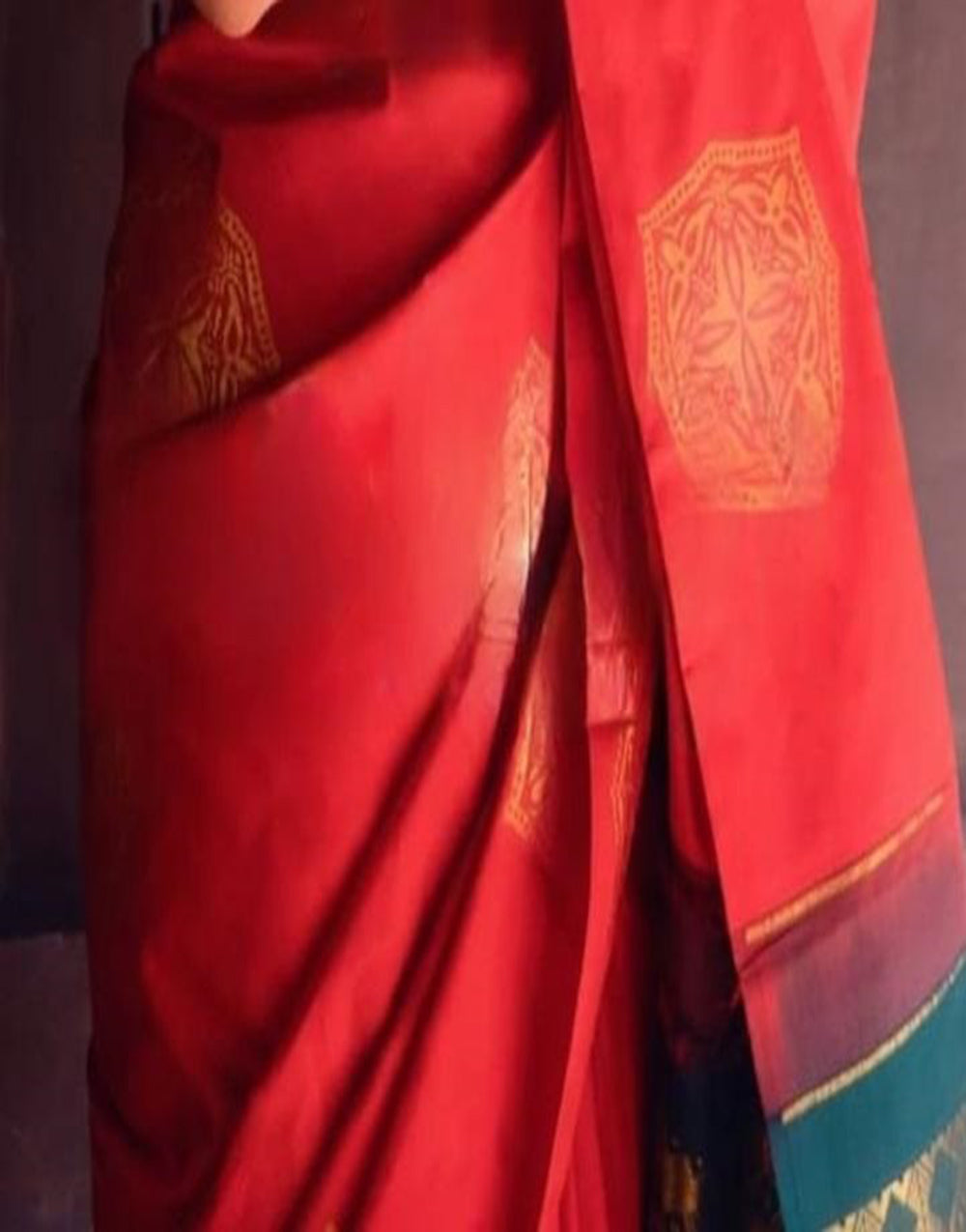 Amaranth Red Silk Saree Weaving Work