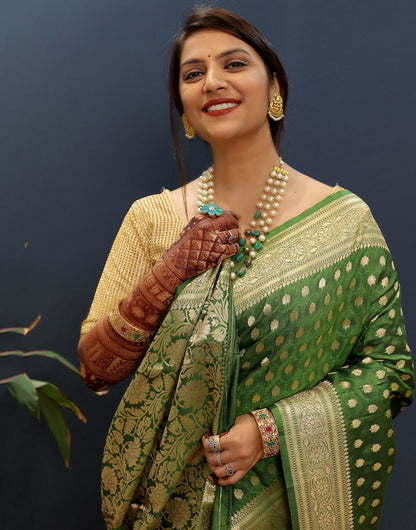 Fern Green Silk Saree With Zari Weaving Work