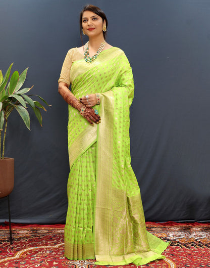 Light Green Handloom Silk Saree With Zari Weaving Work