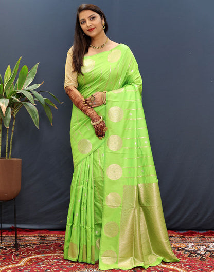 Light Lime Green Handloom Silk Saree With Zari Weaving Work