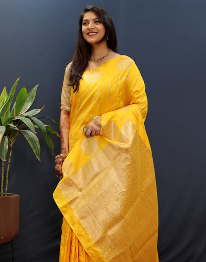 Yellow Handloom Silk Saree With Zari Weaving Work