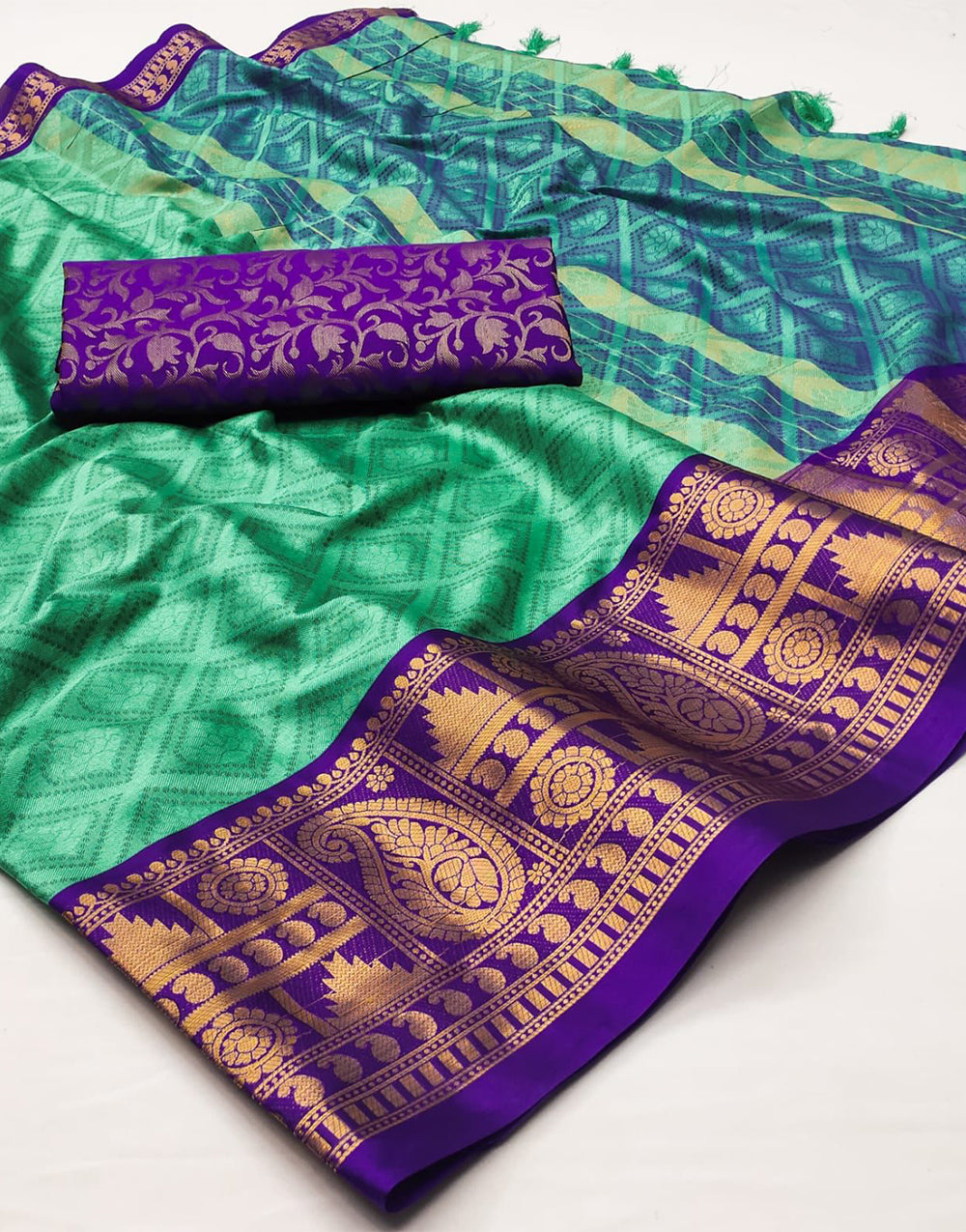 Rama Green & Purple Silk Saree With Weaving Work