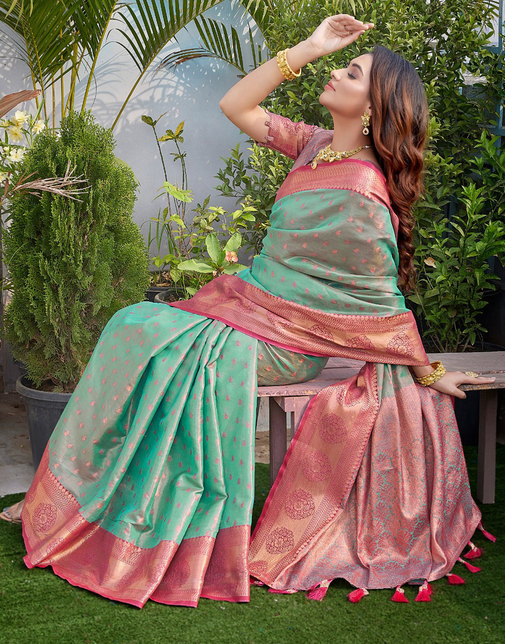 Jade Green & Pink Silk Saree With Zari Weaving Work