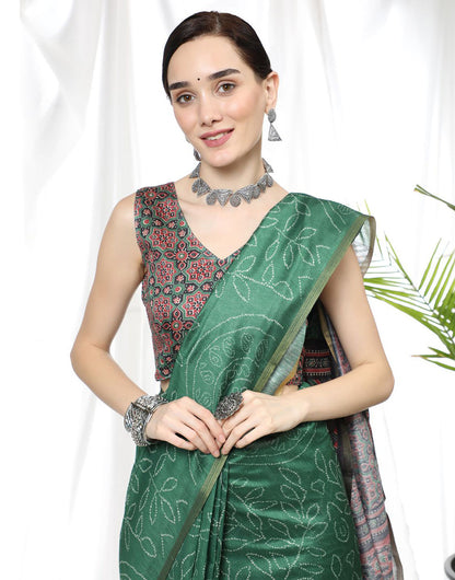 Green Soft Cotton Saree With Bandhani Printed Work