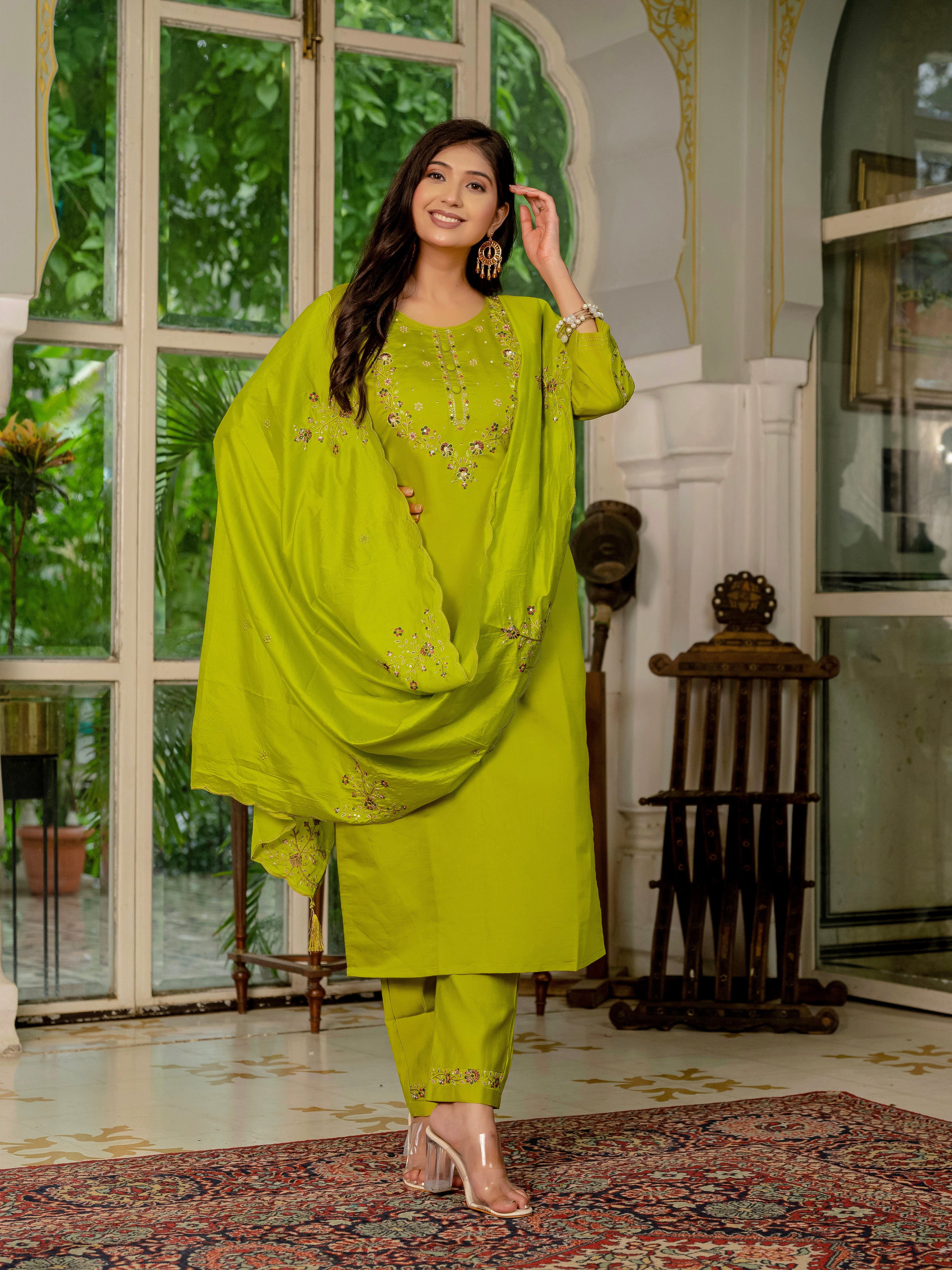 Elegant Straight Kurti Pant Dupatta Set