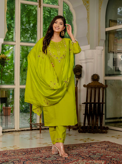Elegant Straight Kurti Pant Dupatta Set