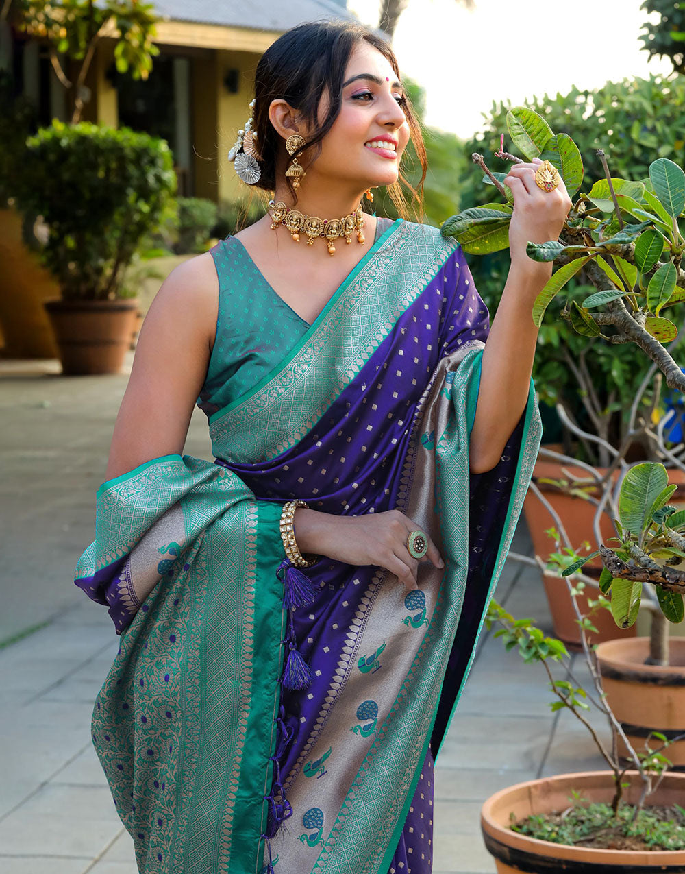 Royal Blue Banarasi Silk Saree With Zari Weaving Work