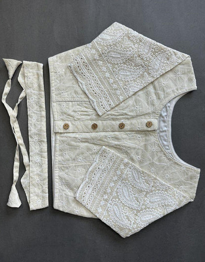 Off White Cotton With Thread & Embroidery Work Blouse