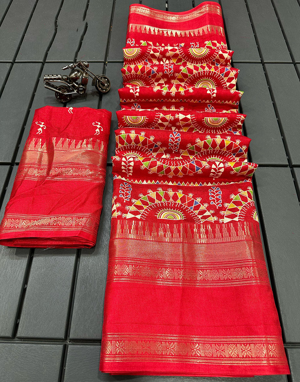 Red Cotton Saree With Printed & Weaving Border