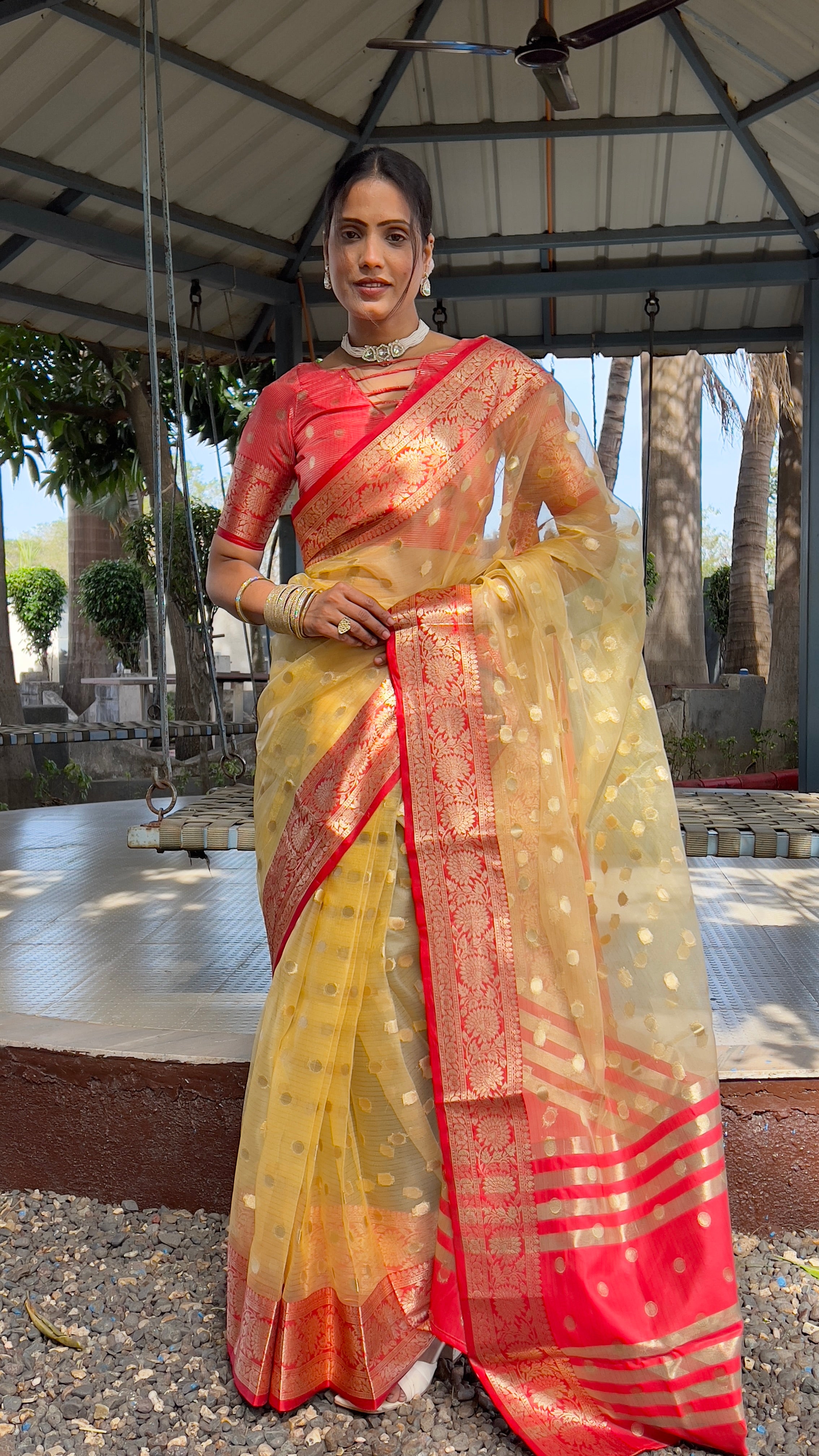 Graceful Ready To Wear Soft Organza Silk Saree With Blouse Piece