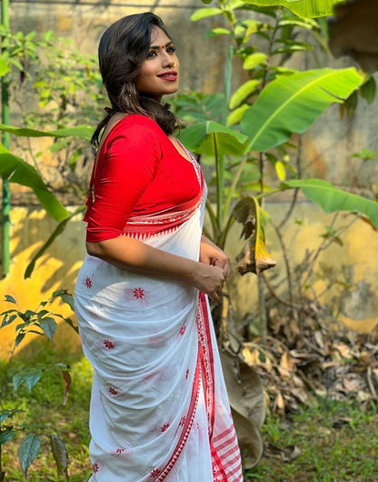 White & Red Cotton Saree With Jacquard Border