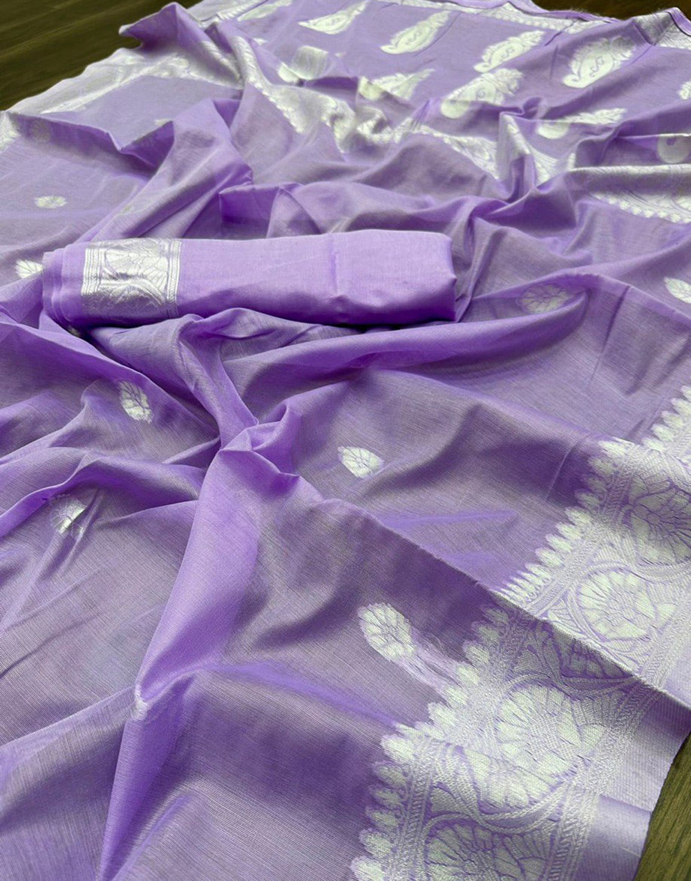 Lavender Cotton Saree With Zari Weaving Work
