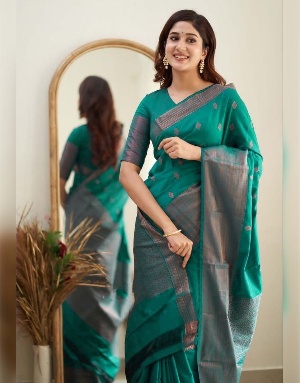 Buy Rama Green Art Silk Gota Saree Wedding Wear Online at Best Price |  Cbazaar