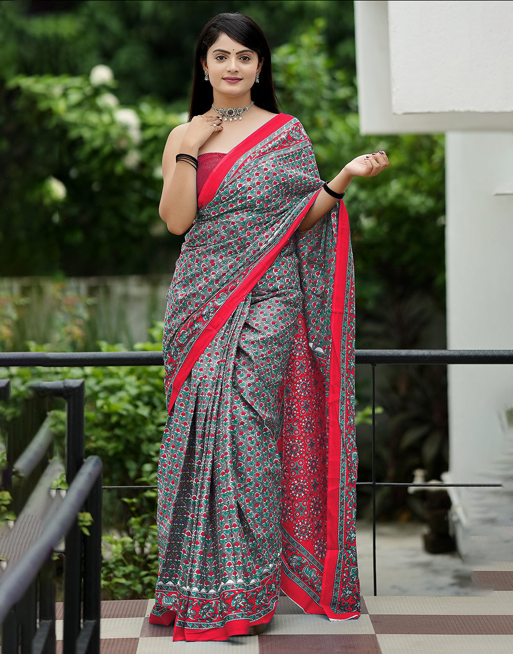 Grey & Red Mulmul Cotton Saree With Block Printed Work