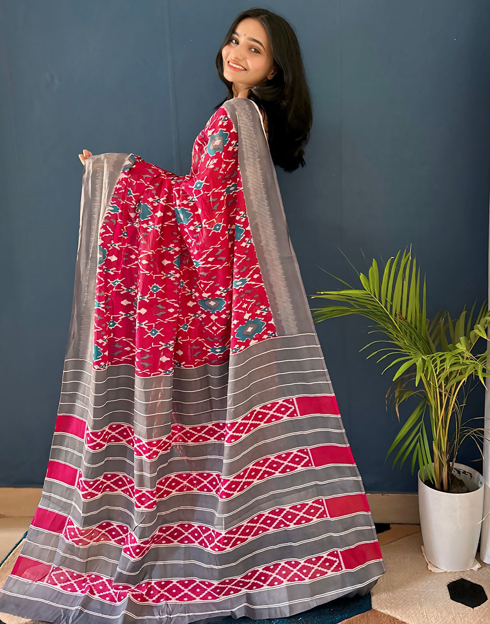 Red & Grey Soft Pure Cotton Saree With Printed Work