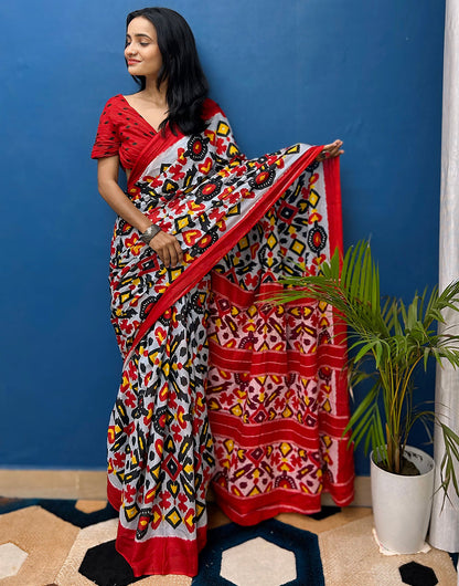 White & Red Pure Soft Mulmul Cotton Saree With Printed Work