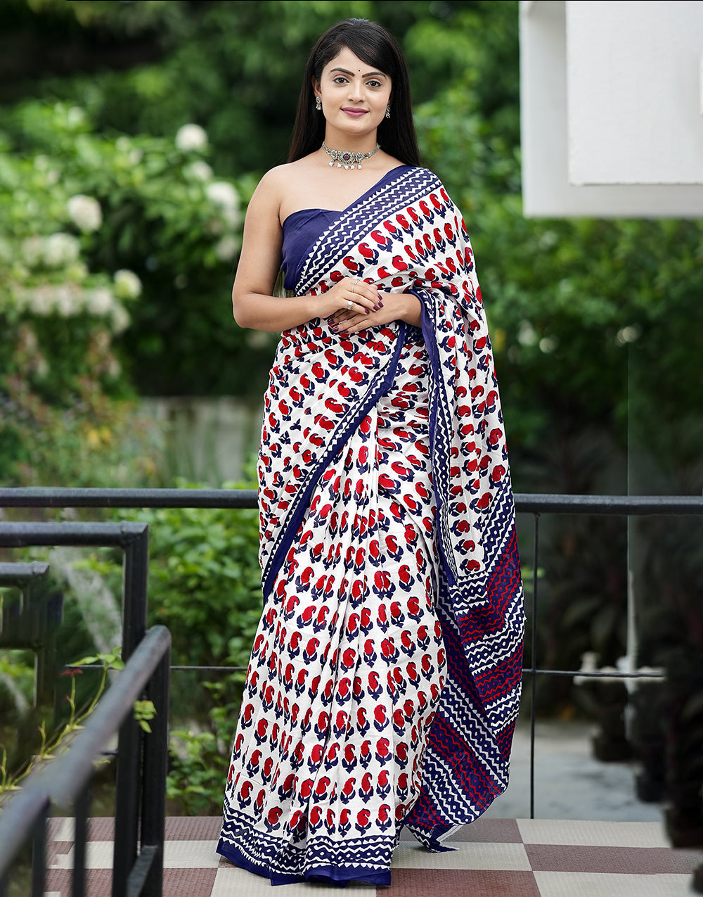 White Mulmul Cotton Saree With Block Multi Printed Work