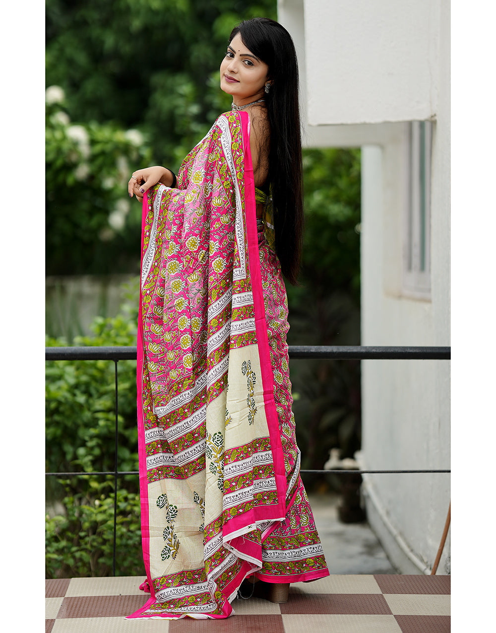 Pink Mulmul Cotton Saree With Block Printed Work