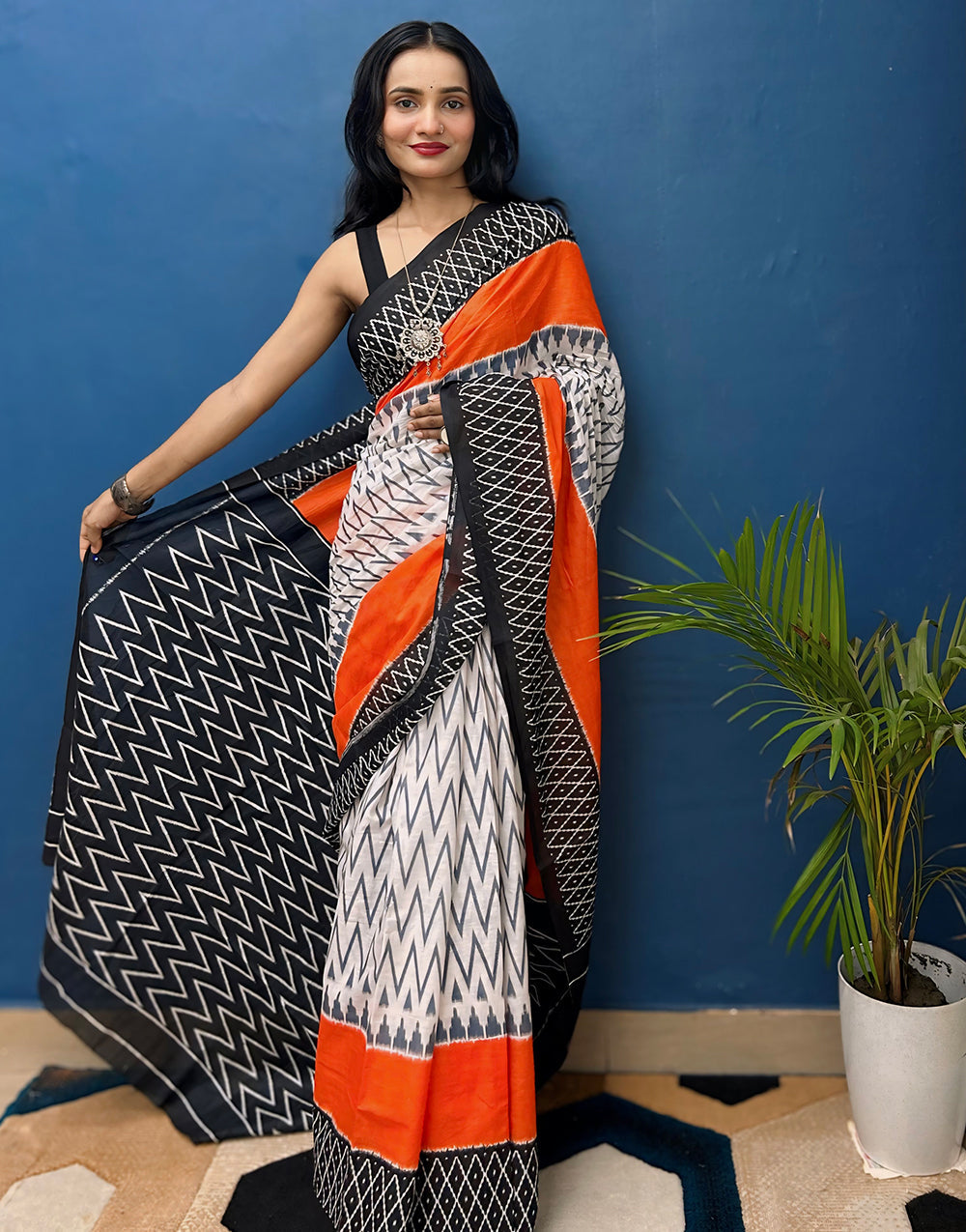 White & Black Pure Soft Mulmul Cotton Saree With Block Printed Work