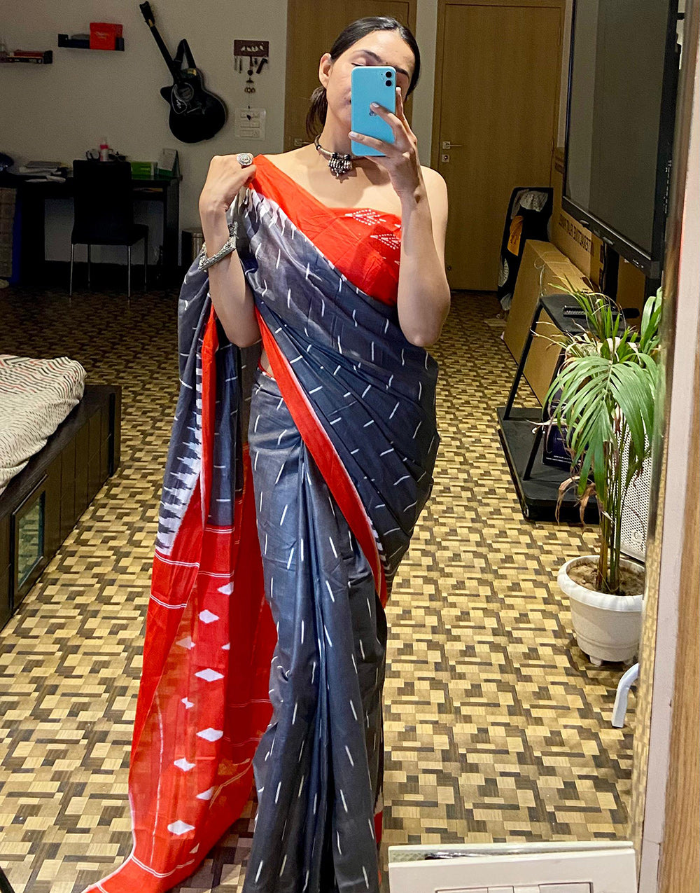 Lead Gray & Red Soft Mulmul Cotton Saree With Printed Work