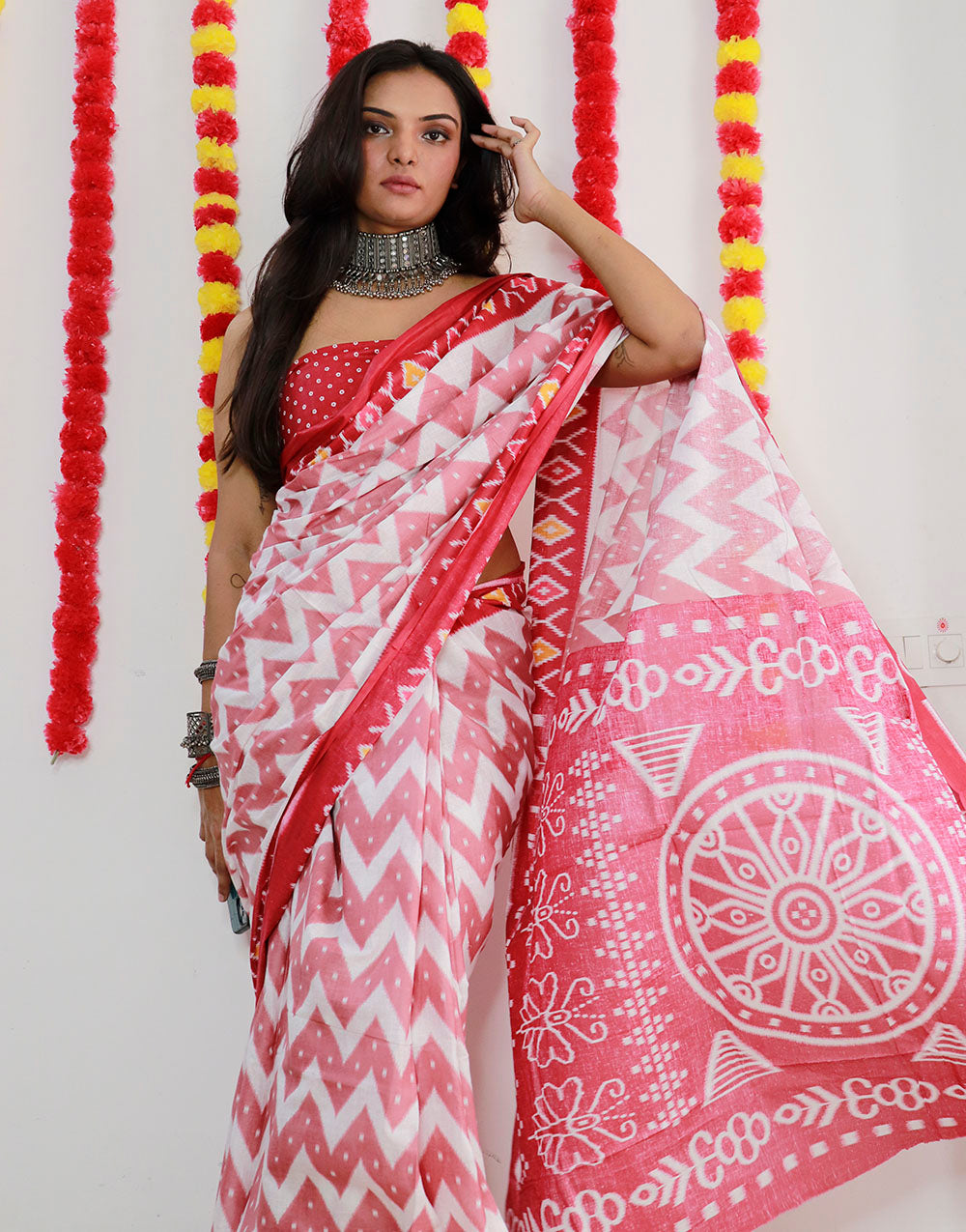 White & Red Pure Soft Mulmul Cotton Saree With Printed Work