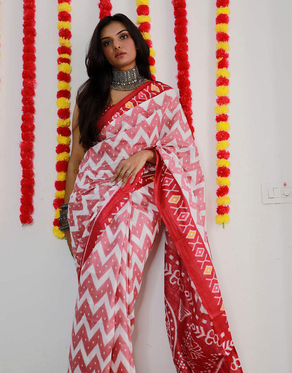 White & Red Pure Soft Mulmul Cotton Saree With Printed Work