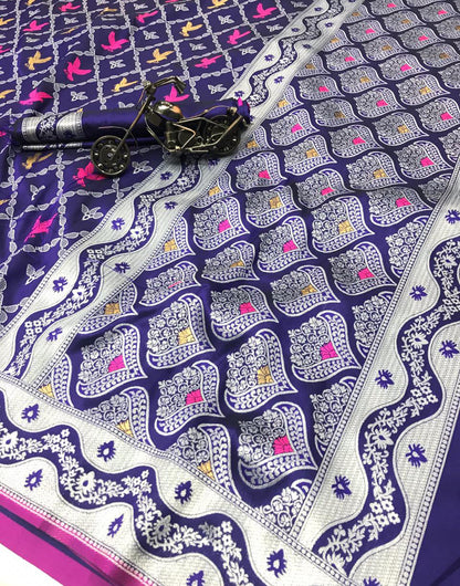 Deep Violet Lichi Silk Saree With Zari Weaving Work