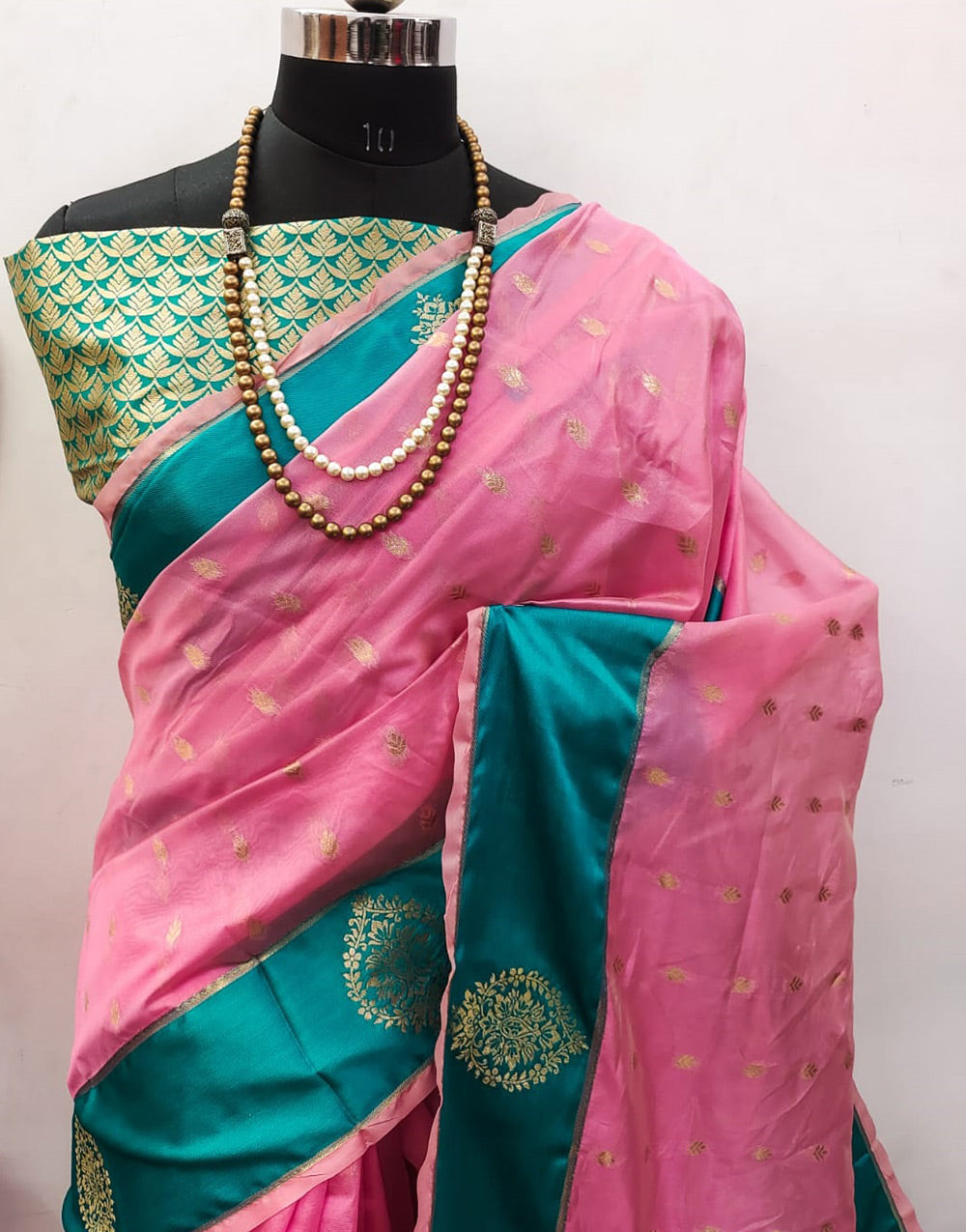 Baby Pink Linen Silk Saree With Zari Weaving Work