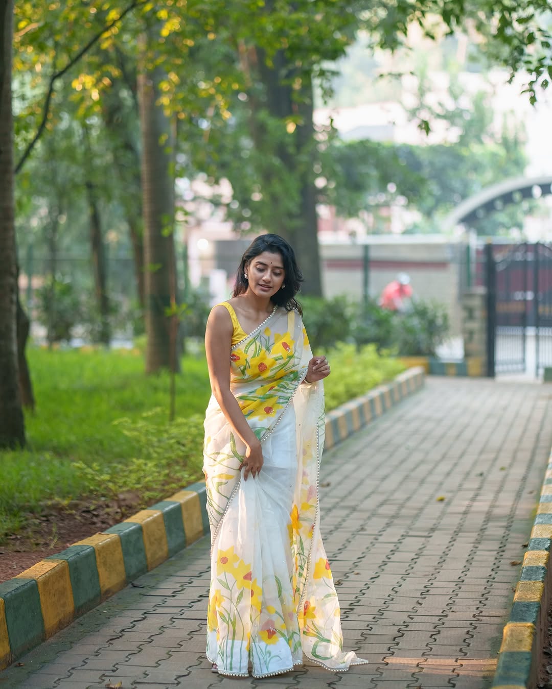 White Colour Orgenza Silk Ready To Wear Saree With Stitched Blouse