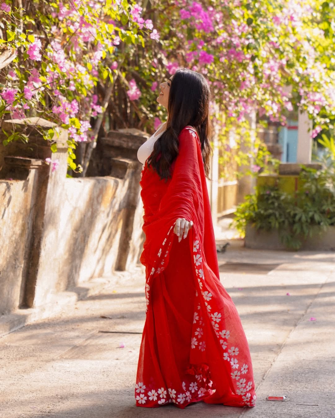 Red Mul Cotton Ready To Wear Saree With Pocket