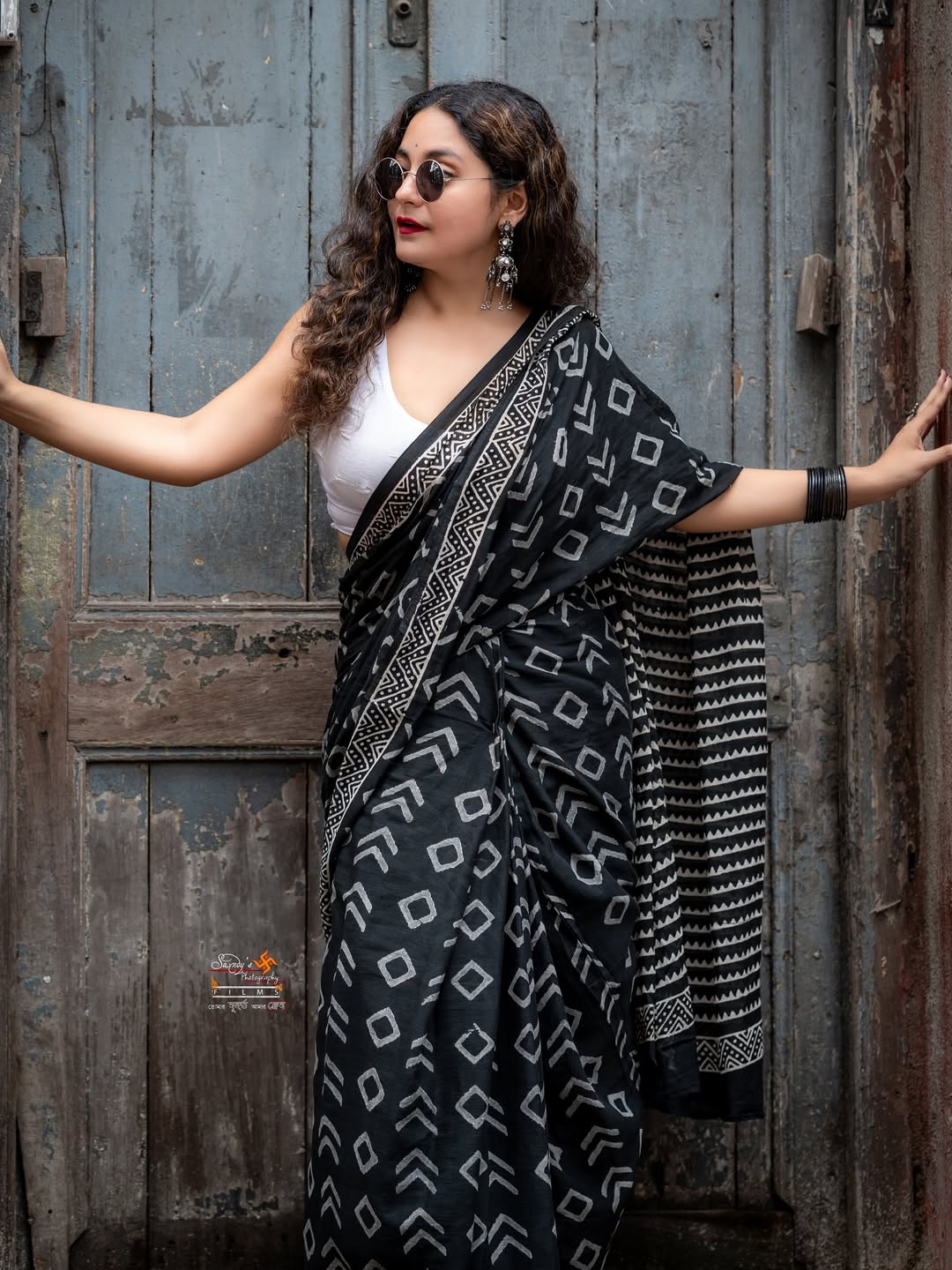 Black Mul Cotton Ready To Wear Saree With Pocket