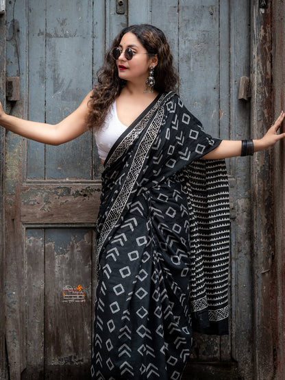Black Mul Cotton Ready To Wear Saree With Pocket