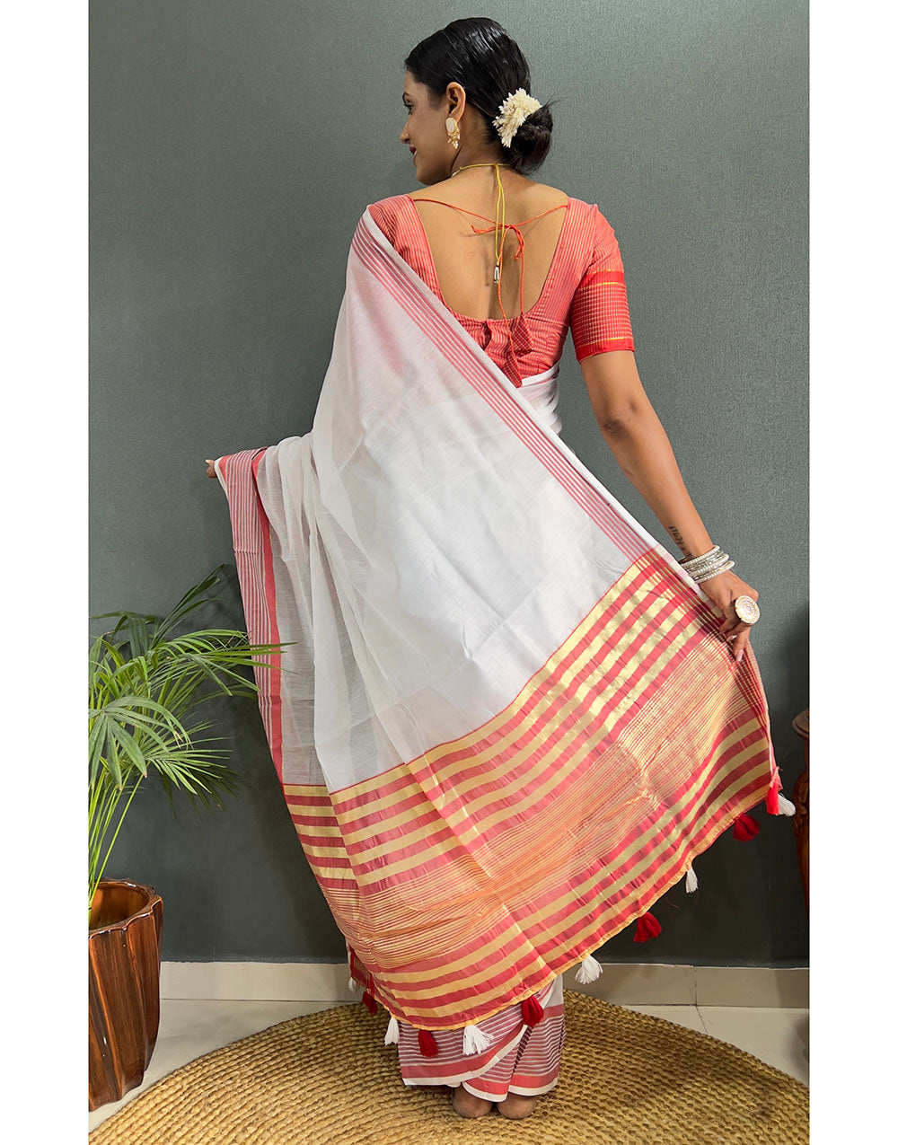 White & Red Cotton Striped Saree With Weaving Work