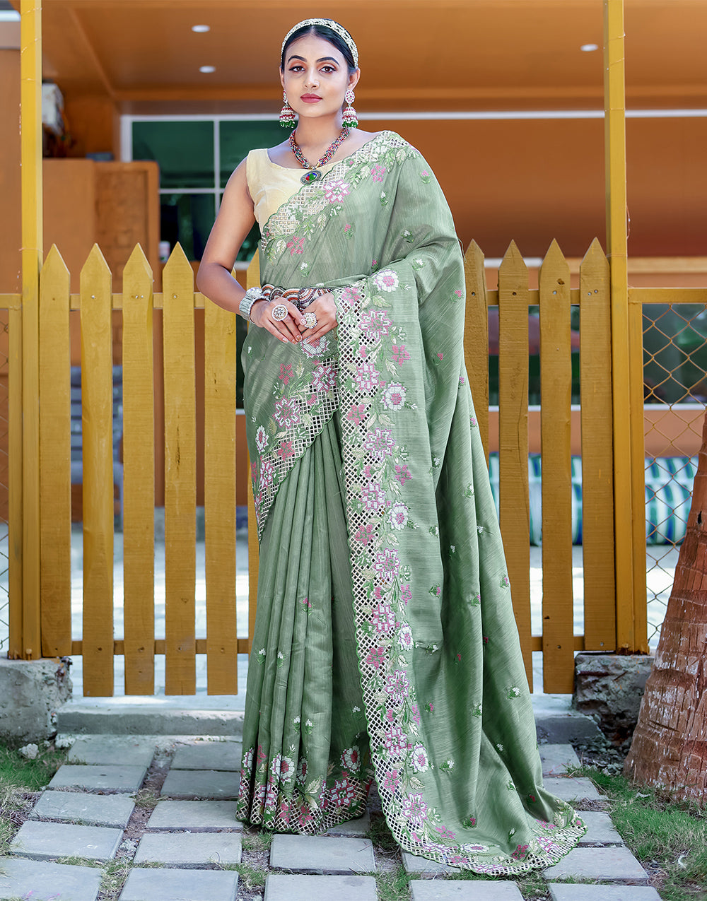 Green Silk Saree With Embroidery Work