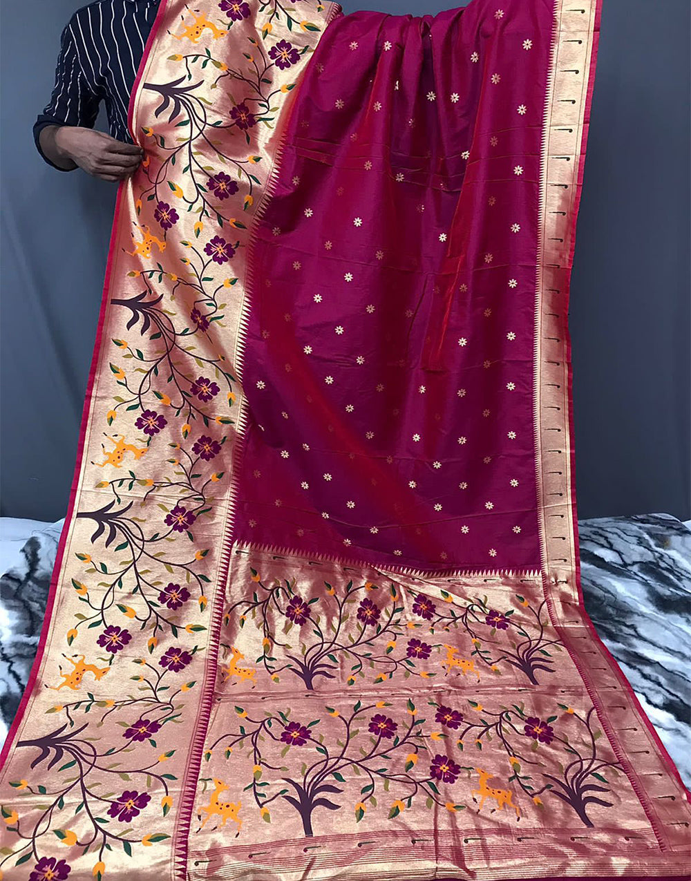 Magenta Paithani Silk Saree With Zari Weaving Work